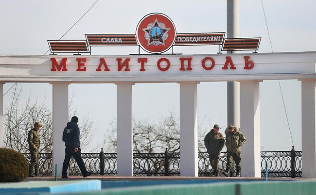 В оккупированный Мелитополь продолжают свозить рашистских чиновников: некоторые даже не знают русский язык