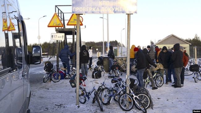 Фінляндія продовжує закриття всіх пунктів пропуску на кордоні з росією