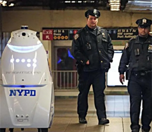 Поліція Нью-Йорка відправила на пенсію робокопа: яка причина