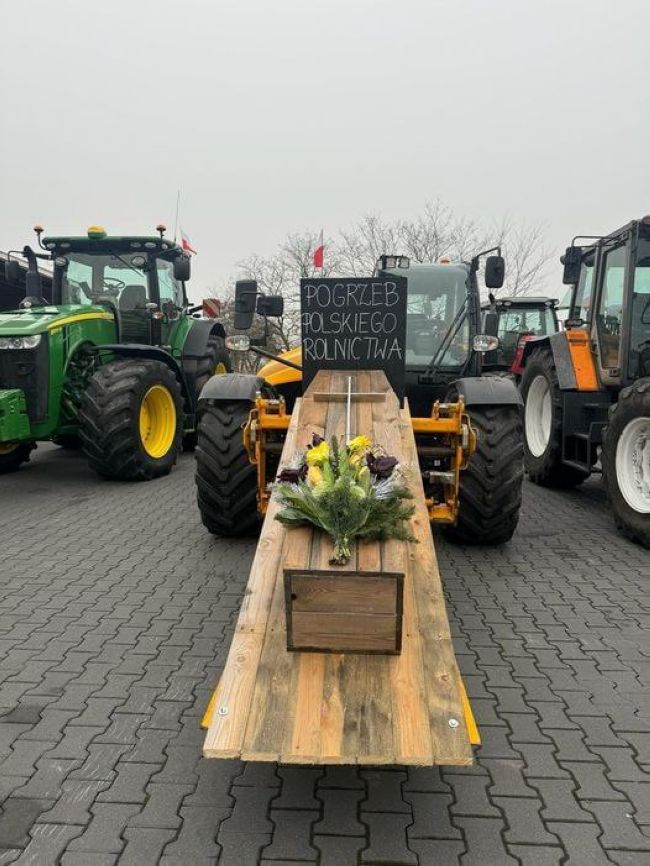 Польські й угорські фермери знову протестують на кордоні з Україною
