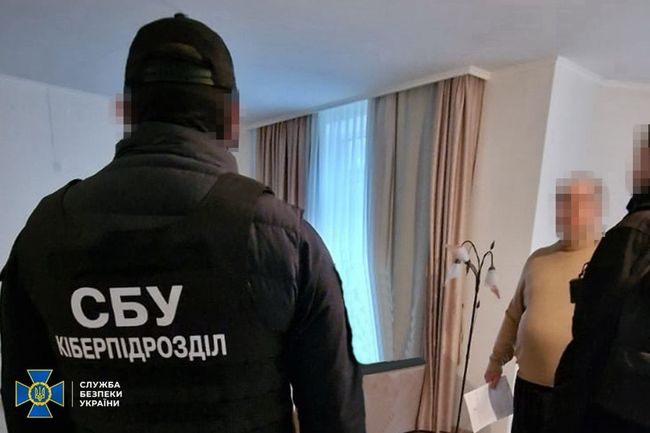 СБУ повідомила про підозру київському блогеру, який готував фейки для кремлівських ЗМІ