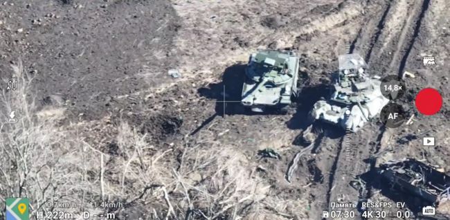 В течение месяца стабильно уничтожается 2 роты русских танков Т-80