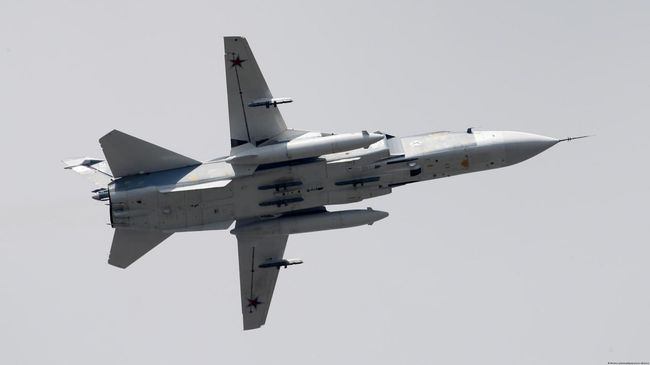 російський Cу-24 порушив повітряний простір Швеції