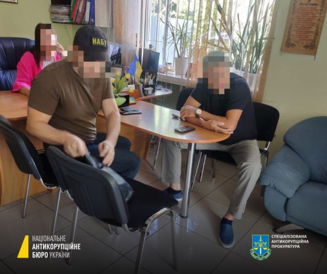 Незаконний виїзд чоловіків за кордон: нові підозри