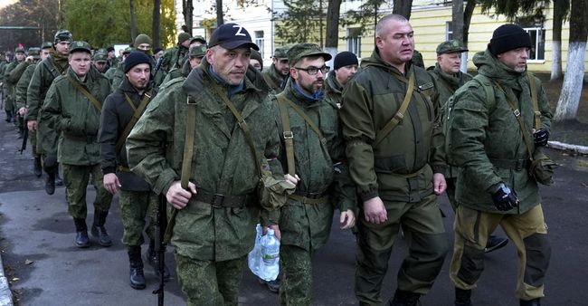 Списання банківських боргів в обмін на службу окупантам: на ТОТ вигадали новий спосіб мобілізації до війська рф