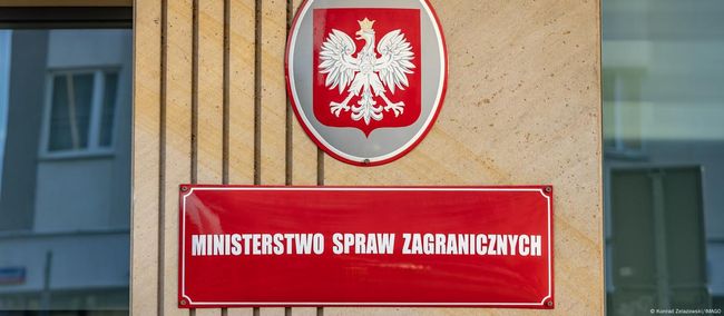 Варшава заперечує відмову Словаччині у польоті над Польщею