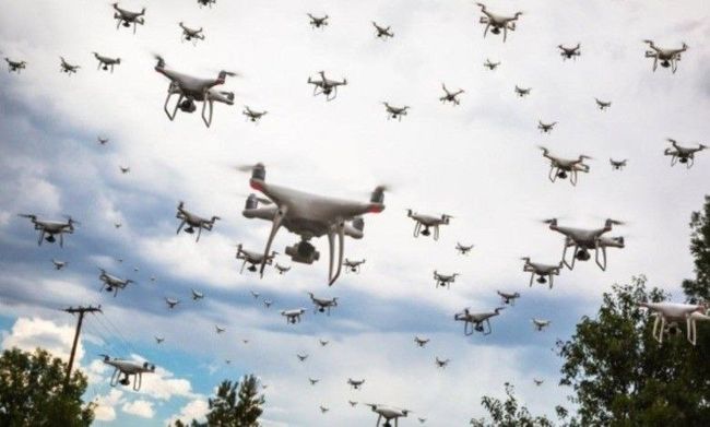 Цьогоріч ми побачимо, як працюють рої дронів, якими керує ШІ— очільник Мінцифри