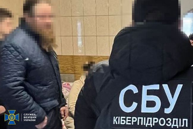 СБУ викрила двох настоятелів храмів УПЦ (МП), які вихваляли путіна та поширювали антисемітські заклики