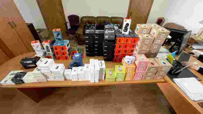 Львівські митники викрили контрабандної техніки на 1,2 млн грн