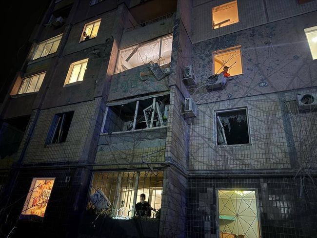 Вночі росіяни атакували залізницю у Запорізькій та Дніпропетровській областях — низка поїздів затримується