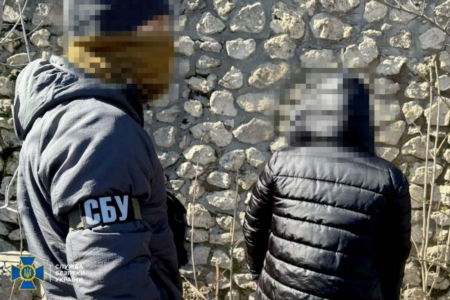СБУ затримала російську агентурну пару, яка готувала подвійний теракт біля ТЦК у Тернополі