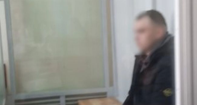 Суд відправив під варту чоловіка, який здавав ворогу результати ракетних обстрілів