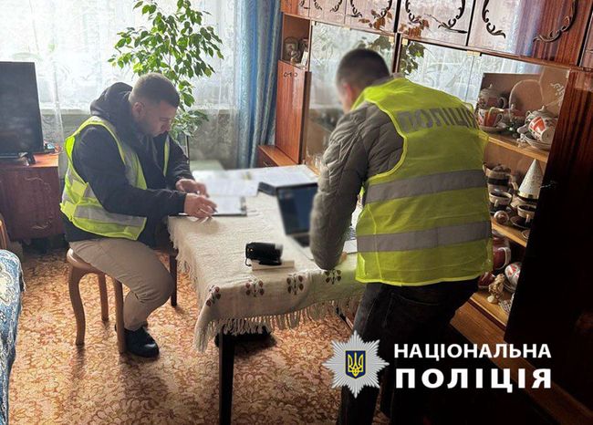 У Києві двоє експрацівників банку підозрюються у привласненні грошей клієнта