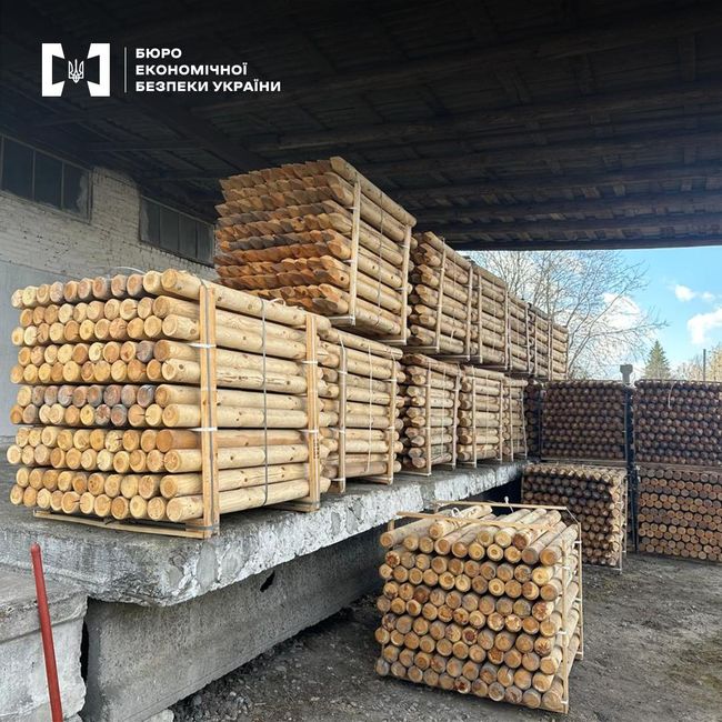 Шахраї намагалися вивезти до Латвії деревину за підробленими документами