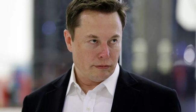 DOGE Маска використовує ШІ для стеження за федеральними працівниками США - Reuters