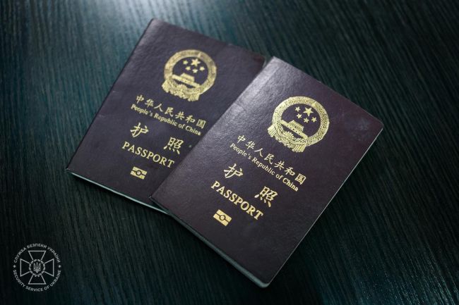 СБУ провела перші допити військовополонених з КНР