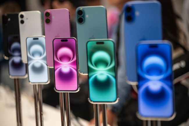 Под давлением рынка Трамп снял пошлины с электроники