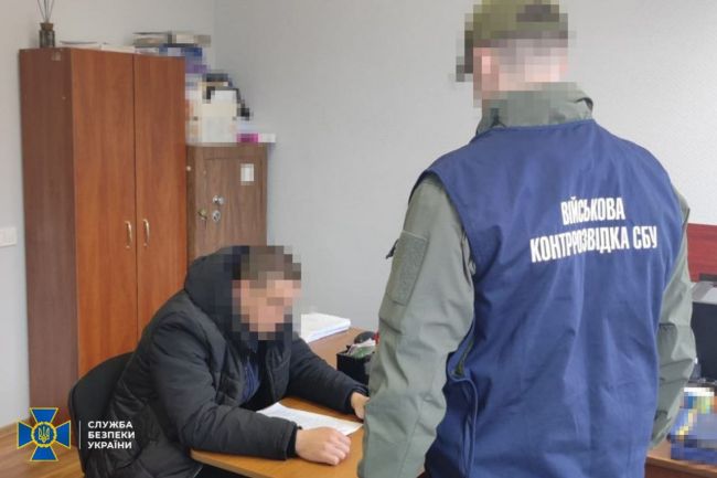 СБУ затримала «подвійного» агента рф, який отримав завдання ліквідувати командирів ЗСУ на Яворівському полігоні