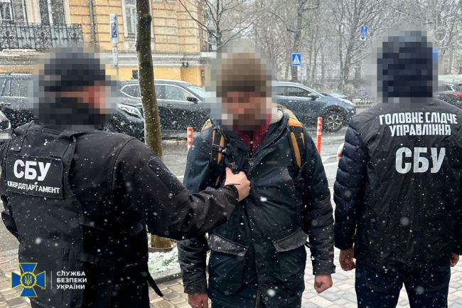 СБУ затримала російського шпигуна, який готував теракти біля оборонних відомств у центрі Києва