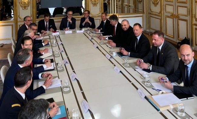 Зустрічі делегацій України та США, а також країн «Коаліції охочих» у Парижі