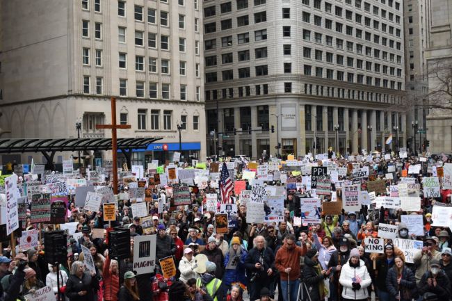 У США знову пройшли масові демонстрації проти політики Трампа
