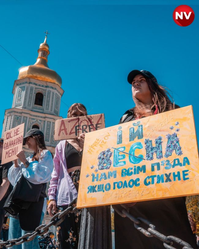 У полоні немає Великодня