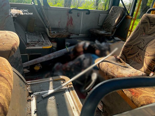 Зеленський: Ми в Україні наполягаємо на негайному, повному і безумовному припиненні вогню