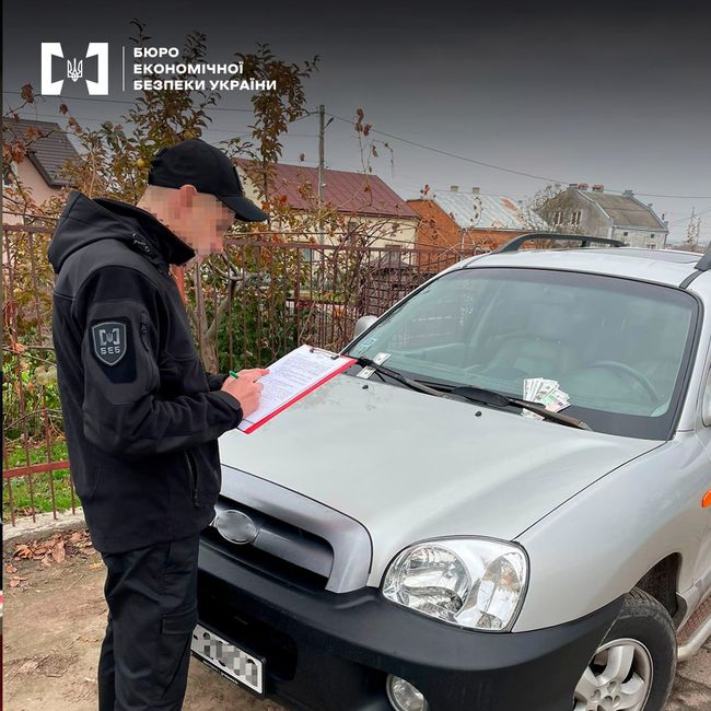 БЕБ - підозра за незаконну схему ввезення автівок