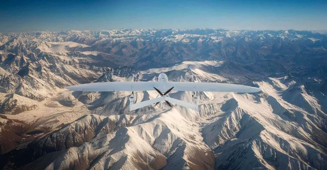 Турецькі розробники представили новий бойовий дрон літакового типу BAHA