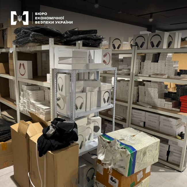 БЕБ відкрило схему продажу контрафактних гаджетів