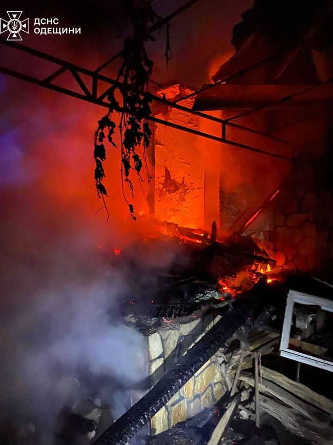 Наслідки нічної повітряної атаки РФ Наслідки нічної повітряної атаки РФ