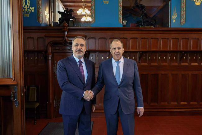 Министр иностранных дел россии Сергей Лавров встретился с главой МИД Турции Хаканом Фиданом