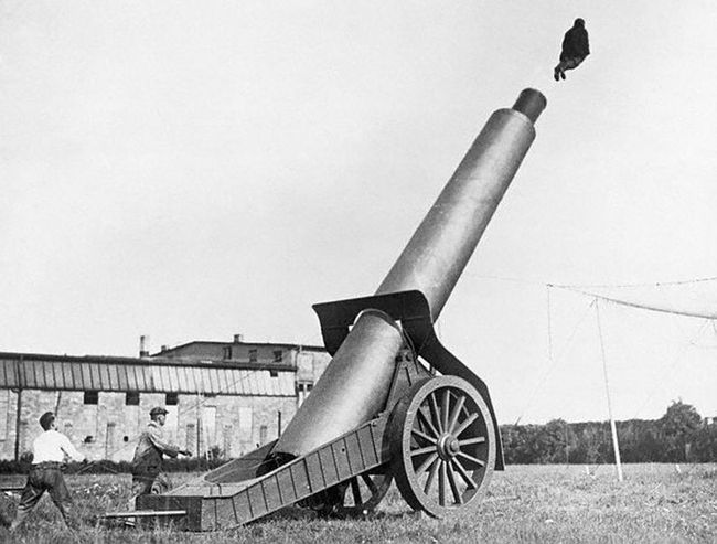 Невероятно популярно заблуждение, что война двигает вперед прогресс и науку