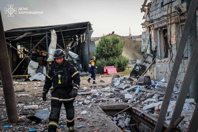 Комбінована повітряна атака ворога на Харківщину: є постраждалі