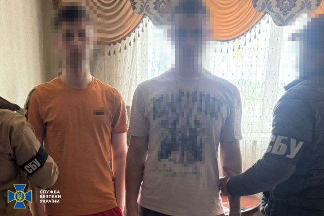 СБУ та Нацполіція затримали ще 6-х підпалювачів, які виконували замовлення рф на півночі та сході України СБУ та Нацполіція затримали ще 6-х підпалювачів, які виконували замовлення рф на півночі та сході України