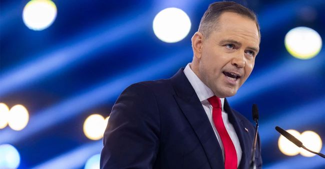 Назвали Навроцького ревізіоністом Голокосту: МЗС Польщі втрутиться у публікацію ізраїльського видання