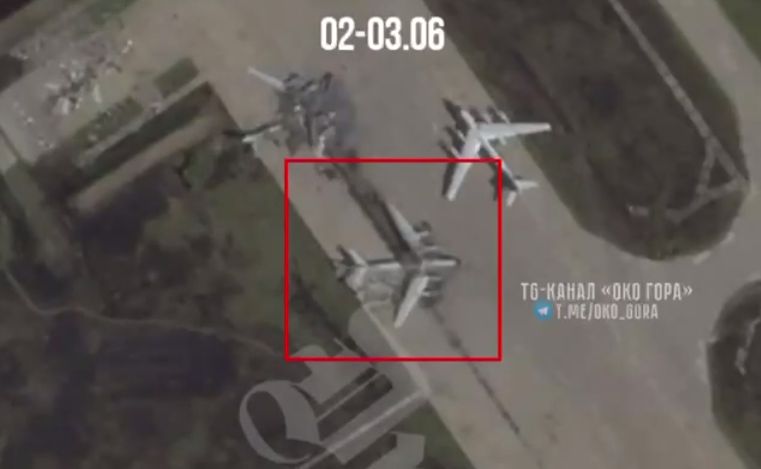 Росіяни завозять замість пошкоджених літаків цілі, намагаючись применшити масштаб втрат стратегічної авіації після ударів України Росіяни завозять замість пошкоджених літаків цілі, намагаючись применшити масштаб втрат стратегічної авіації після ударів України