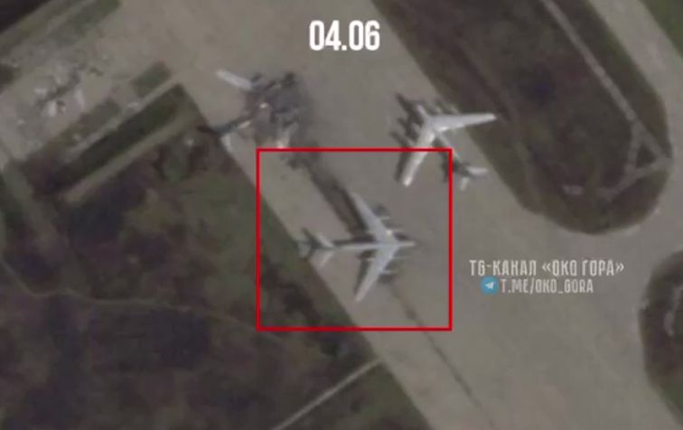 Росіяни завозять замість пошкоджених літаків цілі, намагаючись применшити масштаб втрат стратегічної авіації після ударів України Росіяни завозять замість пошкоджених літаків цілі, намагаючись применшити масштаб втрат стратегічної авіації після ударів України