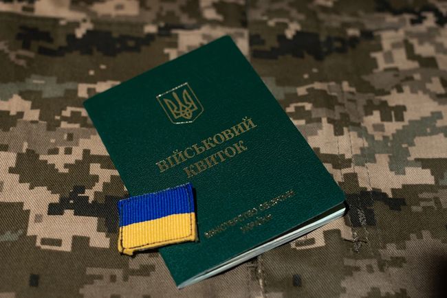 Заброньовані чоловіки можуть виїжджати за кордон у відпустку, але є винятки: уточнення від прикордонників