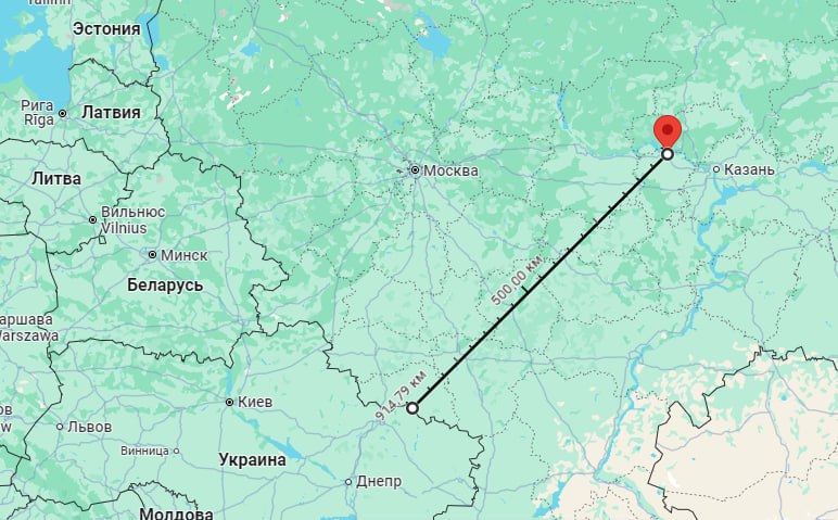 В російських Чебоксарах після атаки дронів щонайменше два прильоти по заводу АО «ВНИИР»