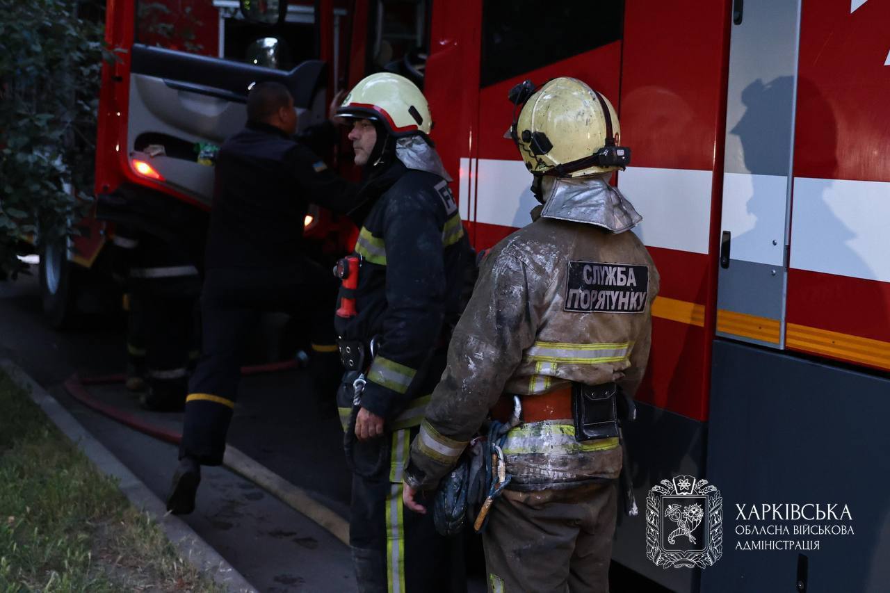 17 ударів БпЛА за 9 хвилин. На фото наслідки ворожого удару по Харкову