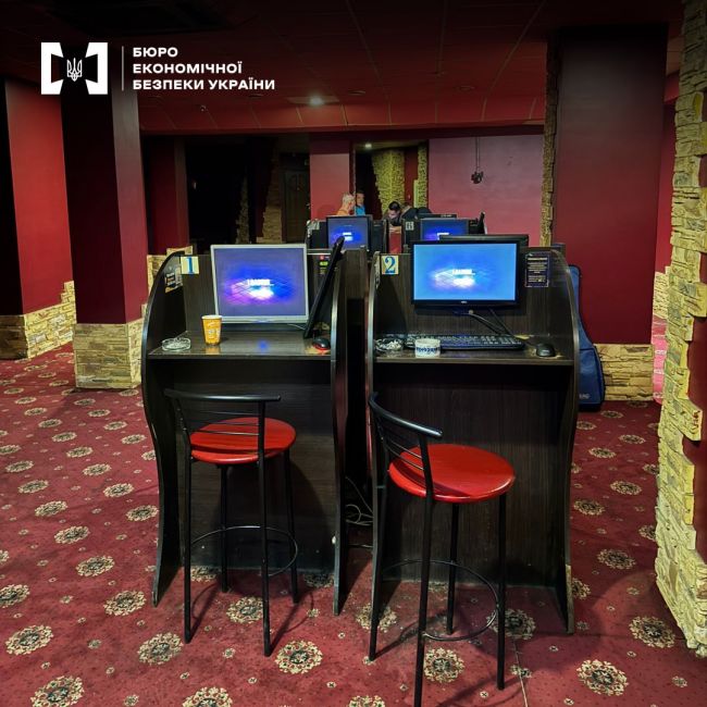 Ще 7 нелегальних гральних закладів закрило БЕБ