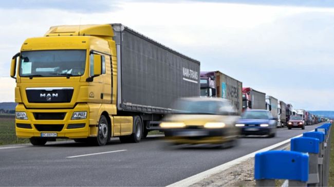 Європарламент підтримав продовження угоди про вантажні перевезення з Україною: зі змінами