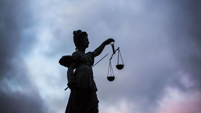 Ексголову Тернопільської облради засудили до девяти років тюрми за хабар Ексголову Тернопільської облради засудили до девяти років тюрми за хабар