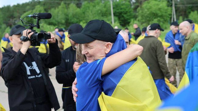 Украина обладает уникальным в мировой практике опытом обмена пленными Украина обладает уникальным в мировой практике опытом обмена пленными