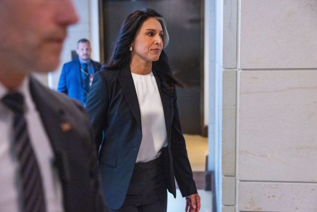 Вирішуючи іранську кризу, Трамп покладається на досвід, а не на зірковість