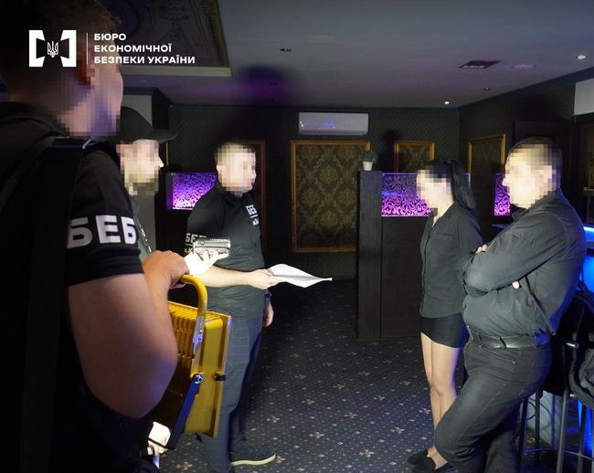 Детективи ТУ БЕБ у м. Києві викрили та припинили діяльність незаконних гральних закладів у столиці