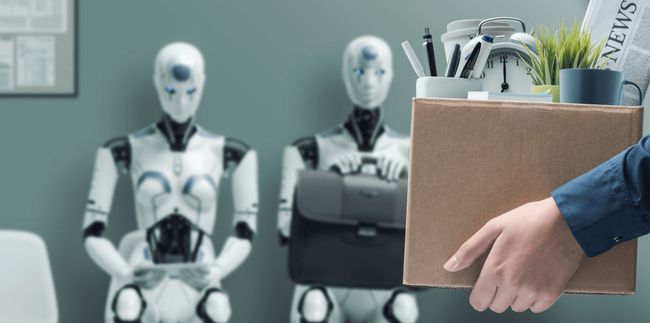 40% компаній у світі скоротили штат заради ШІ, 55% з них пошкодували про це