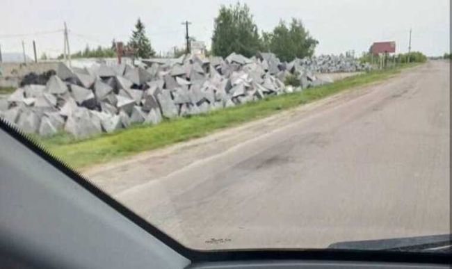 За тиждень росіяни просунулися у бік Сум на 200 метрів, - Зеленський