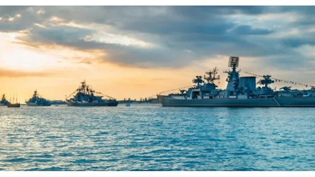 Российский военный корабль впервые в открытую сопроводил танкеры теневого флота через Ла-Манш